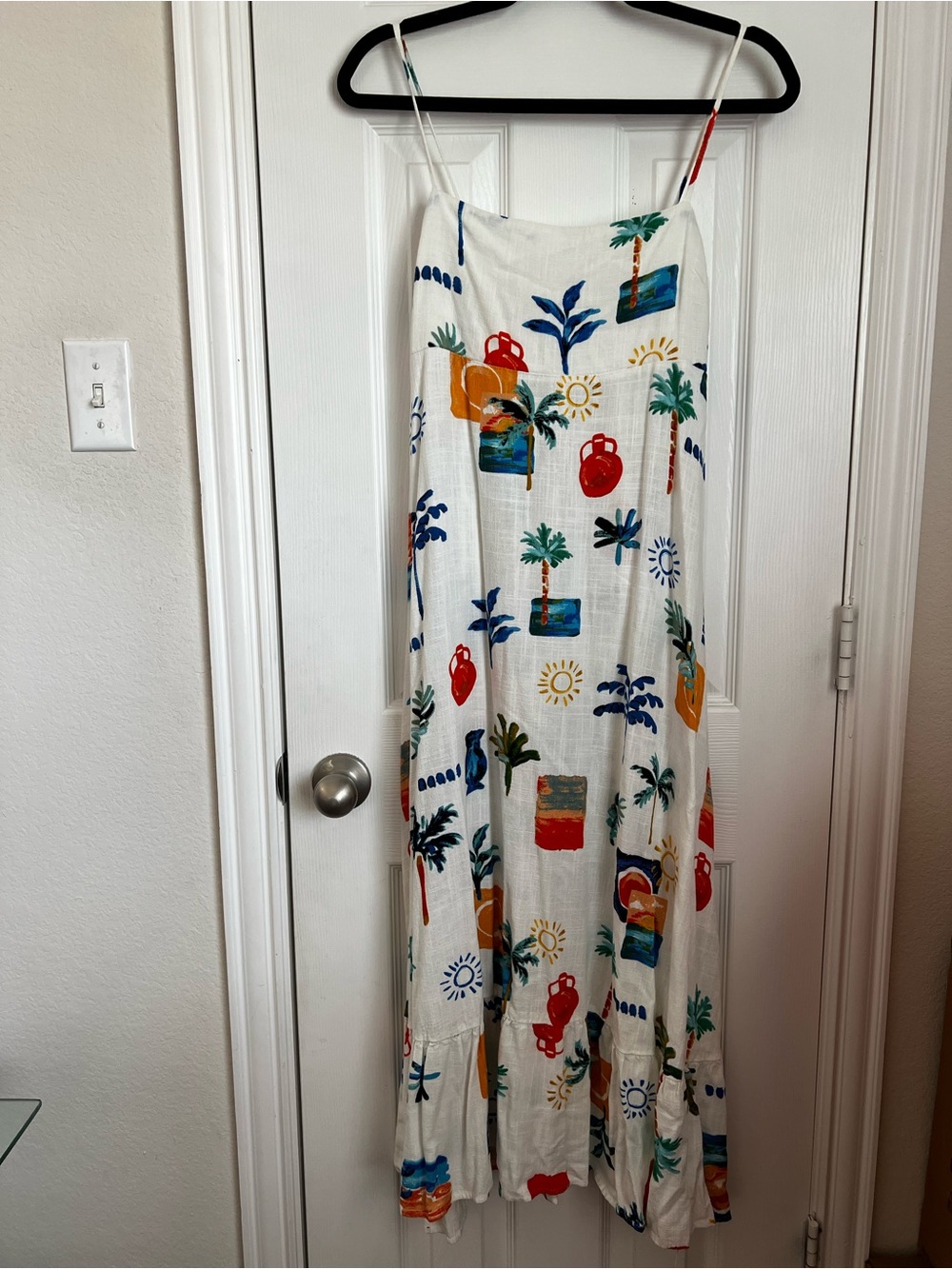 White Tropical Print Maxi Dress with Multicolor Motifs